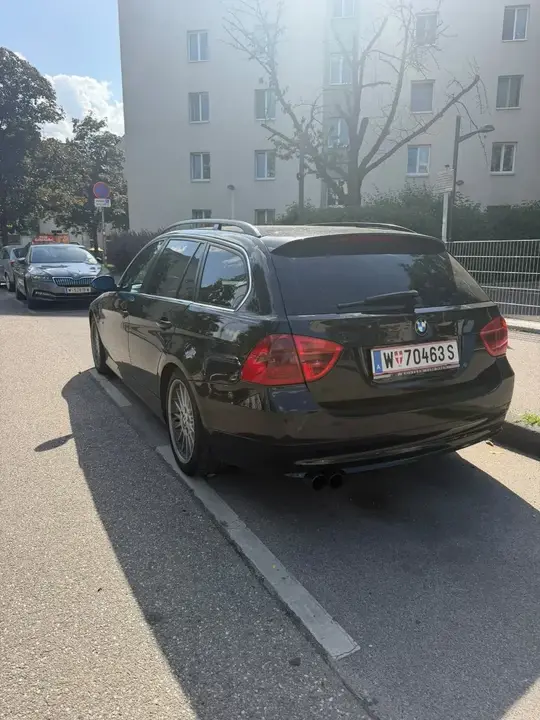 BMW 3 Series 2007 photo 2