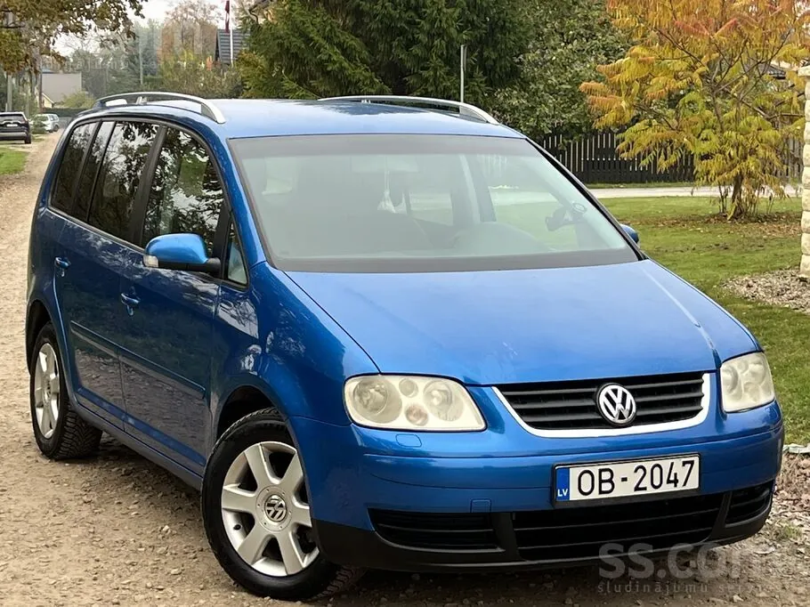 Volkswagen Touran 2004 photo 2