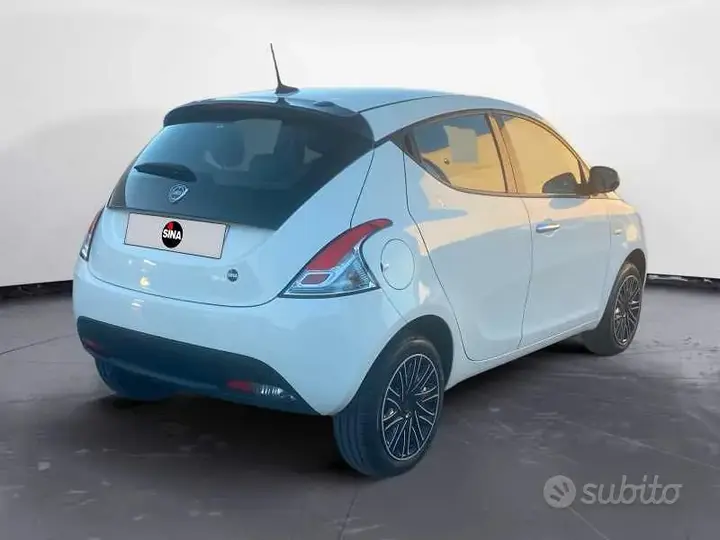 Lancia Ypsilon 2024 photo 5