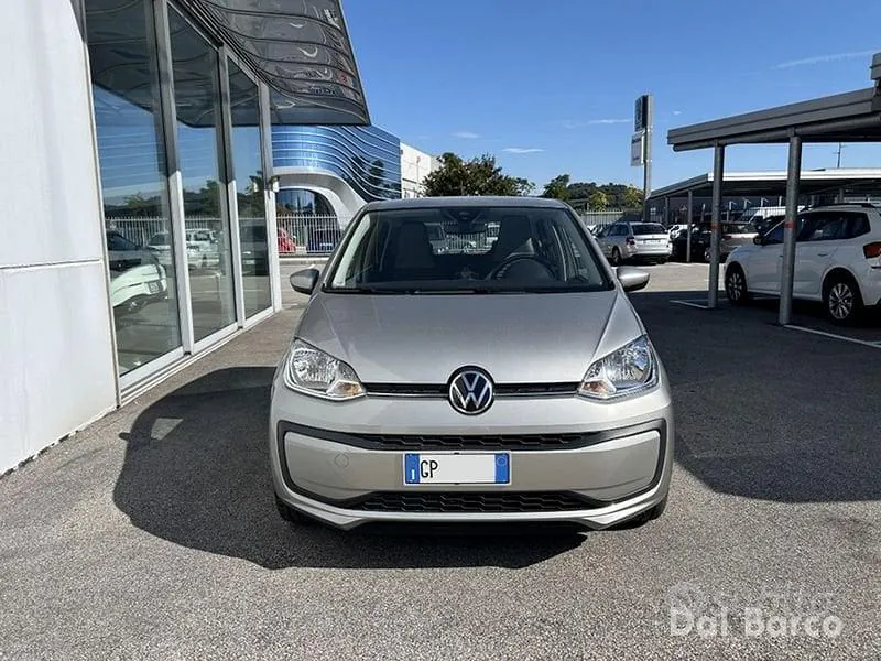 Volkswagen Up 2023 photo 2