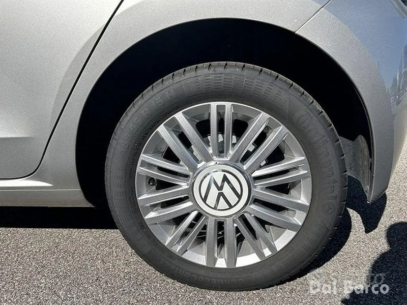 Volkswagen Up 2023 photo 5