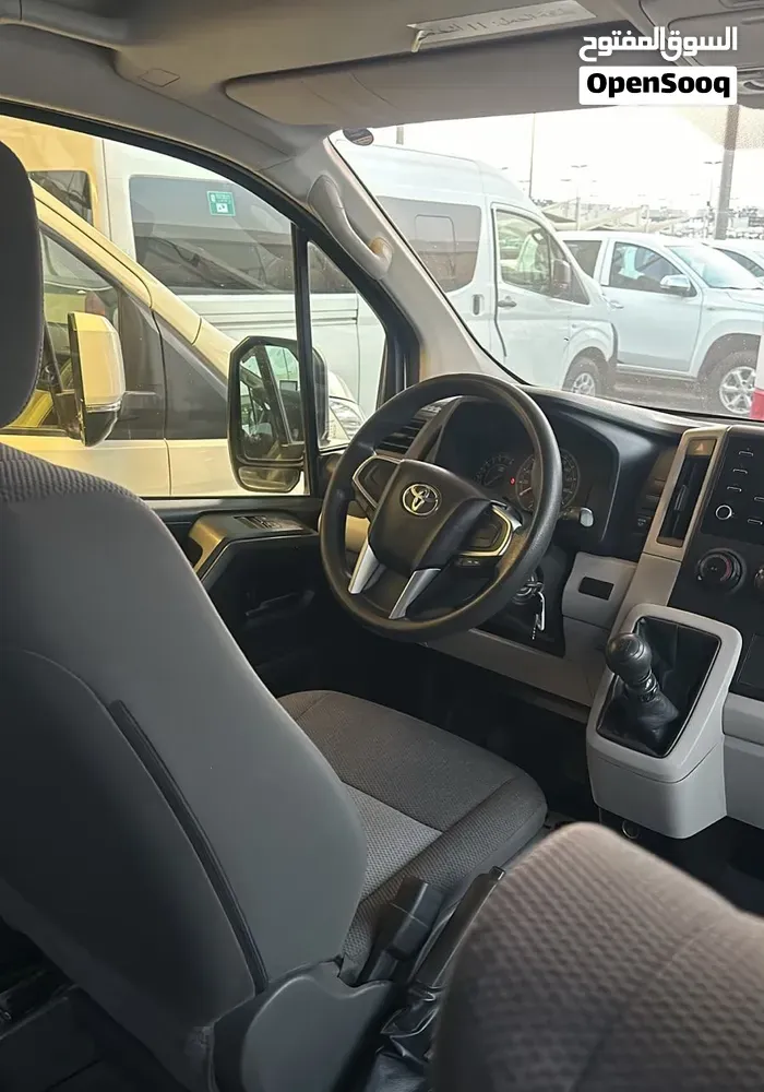 Toyota Hiace 2020 photo 3