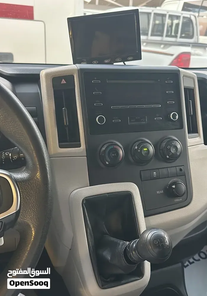 Toyota Hiace 2020 photo 4