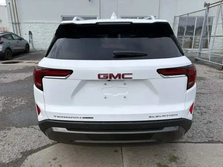 GMC Terrain 2026 photo 5