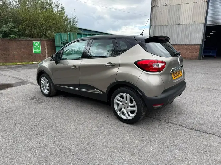 Renault Captur 2015 photo 5