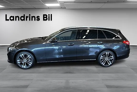 Mercedes-Benz C300 E 2024 photo 4