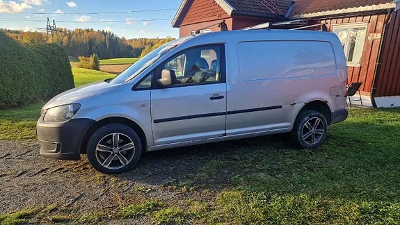 Volkswagen Caddy Maxi 2012 photo 2