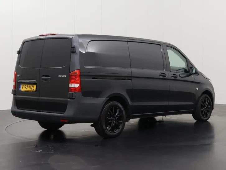 Mercedes-Benz Vito 2021 photo 2