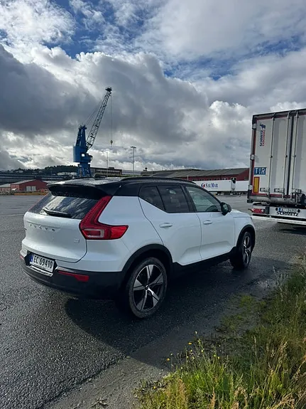 Volvo Xc40 2022 photo 3