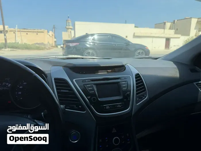 Hyundai Elantra 2016 photo 3