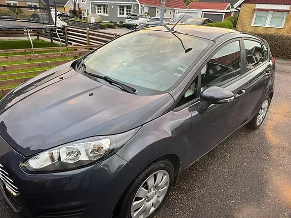 Ford Fiesta 2013 photo 3