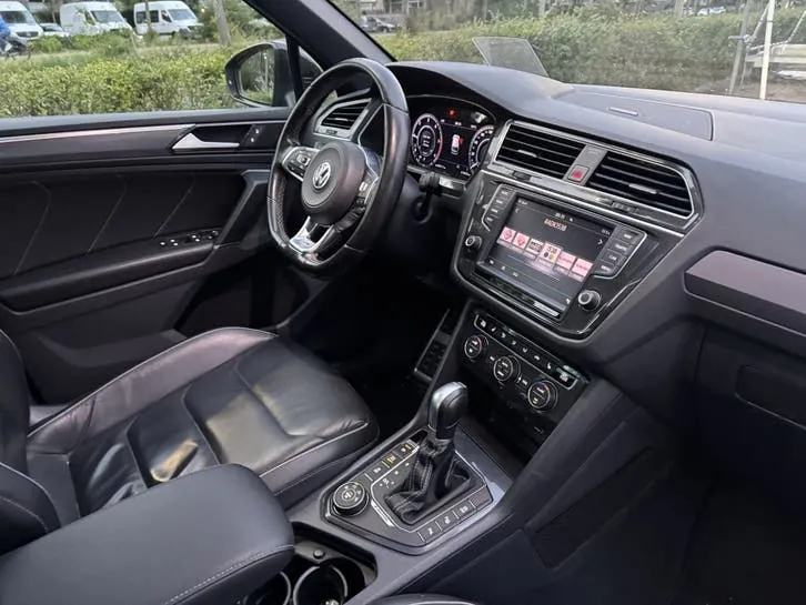 Volkswagen Tiguan 2017 photo 2