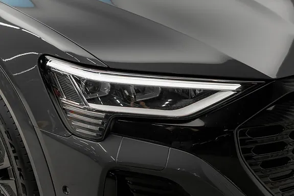 Audi Q8 E-Tron 2024 photo 4