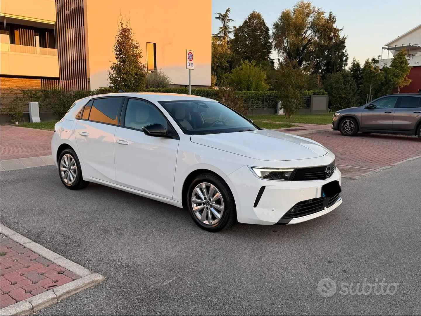 Opel Astra 2022 photo 4