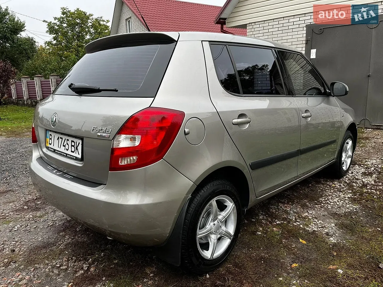 Skoda Fabia 2008 photo 5