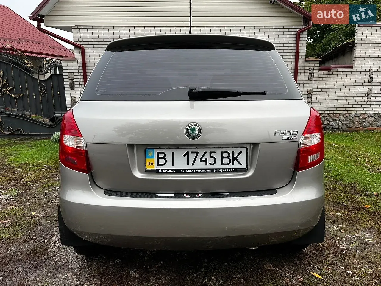 Skoda Fabia 2008 photo 4