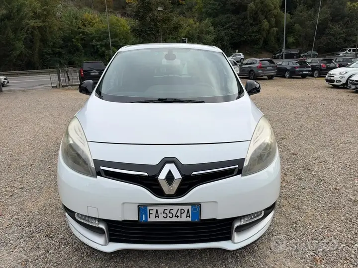 Renault Scenic 2015 photo 4