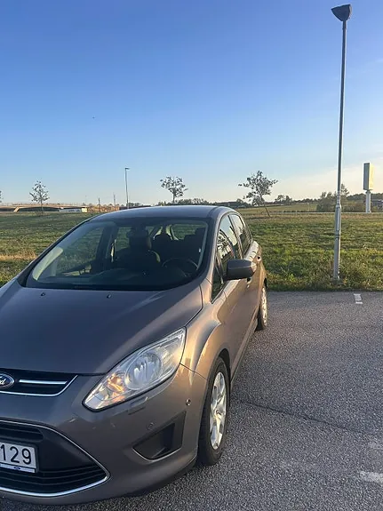 Ford C-Max 2012 photo 2