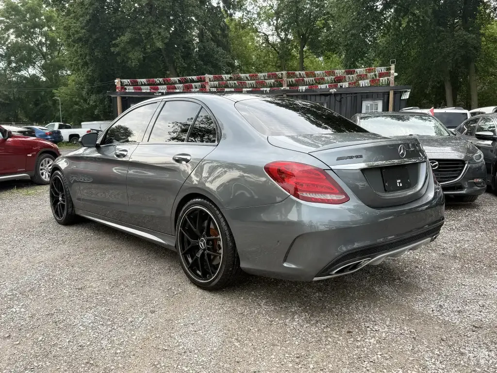 Mercedes-Benz C-Class 2017 photo 3