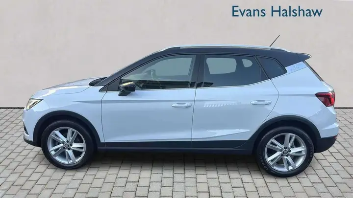 Seat Arona 2020 photo 3