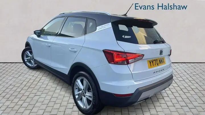 Seat Arona 2020 photo 2