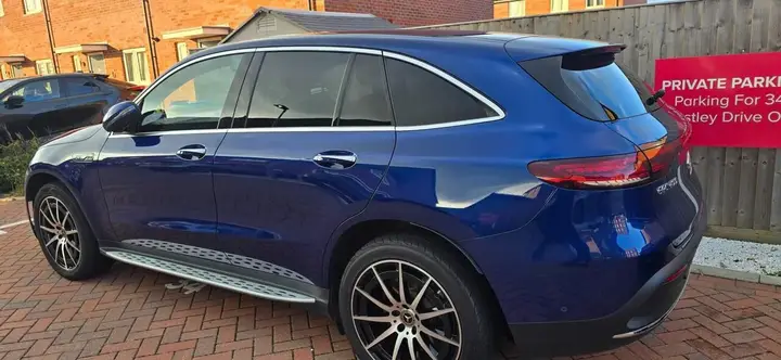 Mercedes-Benz Eqc