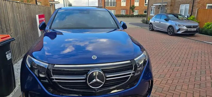 Mercedes-Benz Eqc 2021 photo 3