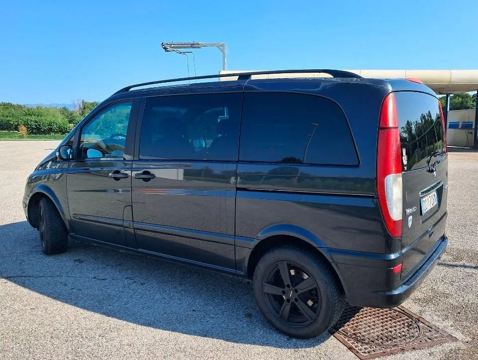Mercedes-Benz Viano 2006 photo 3