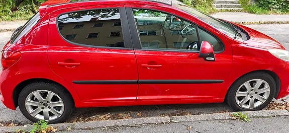 Peugeot 207 2007 photo 4