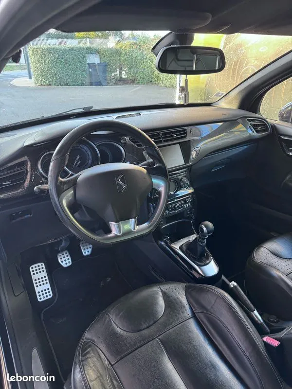 Citroen Ds3 2011 photo 3