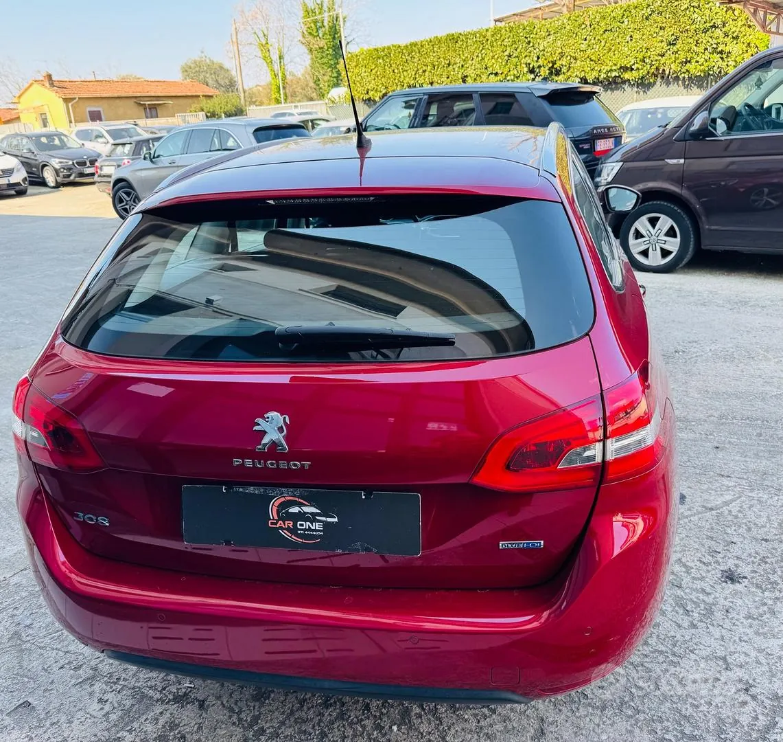 Peugeot 308 2015 photo 5