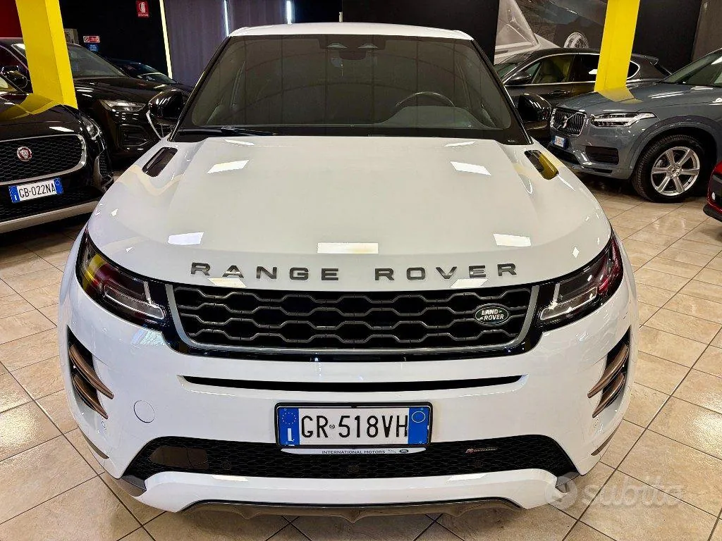 Land Rover Range Rover Evoque 2023 photo 2
