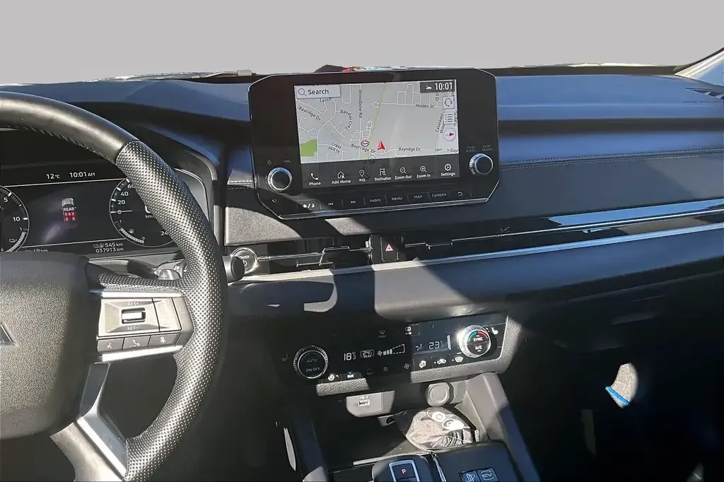 Mitsubishi Outlander 2023 photo 5