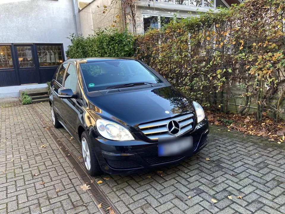 Mercedes-Benz B 160