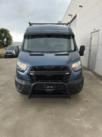 Ford Transit 2023 photo 2
