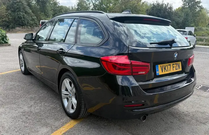 BMW 3 Series 2017 photo 4