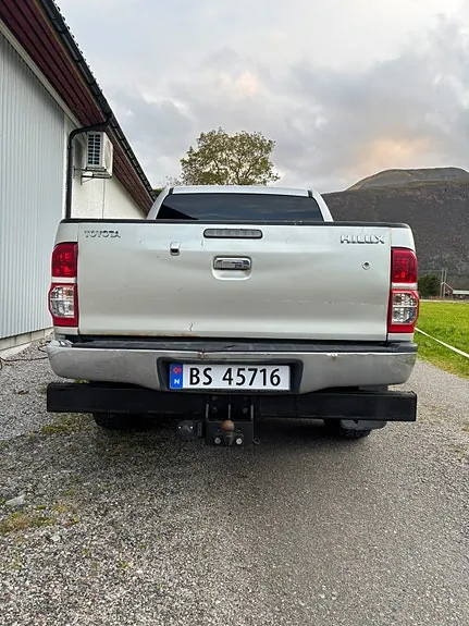 Toyota Hilux 2012 photo 4
