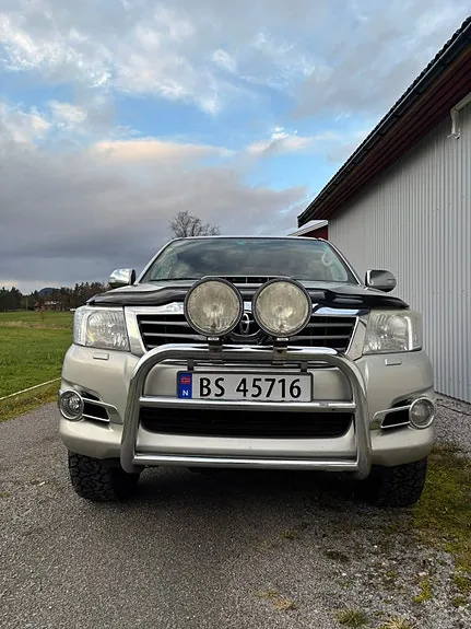 Toyota Hilux 2012 photo 3