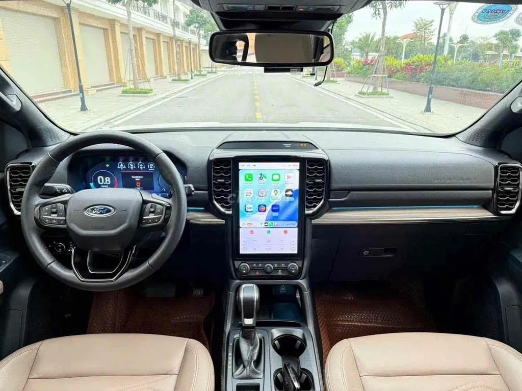 Ford Everest 2023 photo 4