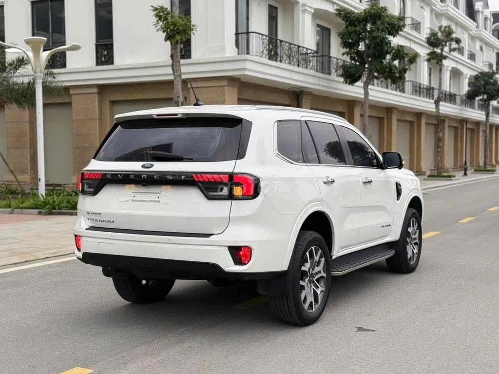 Ford Everest 2023 photo 5