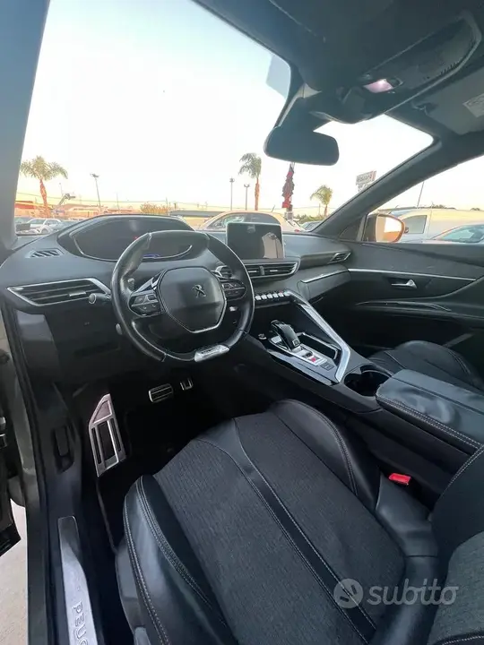 Peugeot 5008 2018 photo 5