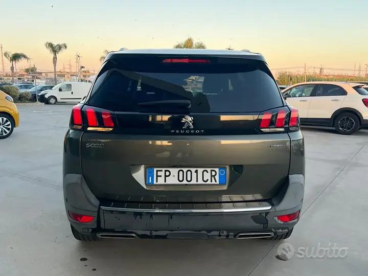 Peugeot 5008 2018 photo 4