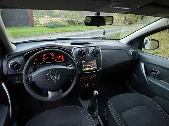 Dacia Logan 2016 photo 5