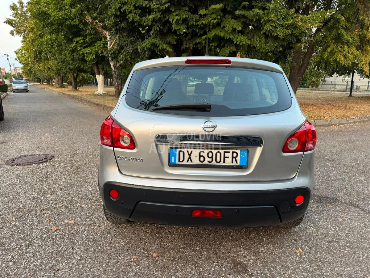 Nissan Qashqai 2009 photo 4