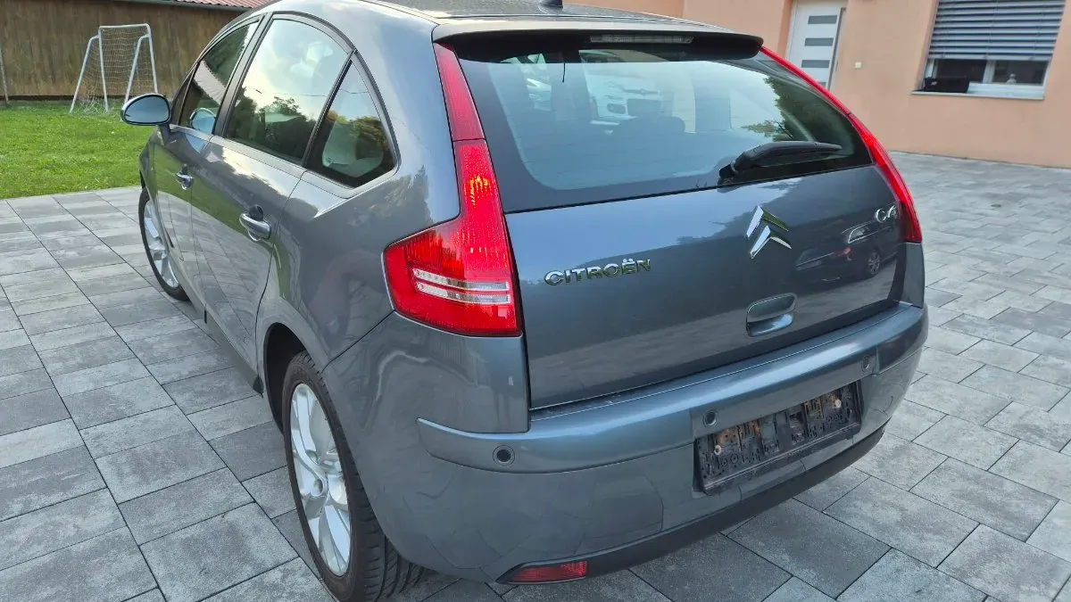 Citroen C4 2009 photo 3