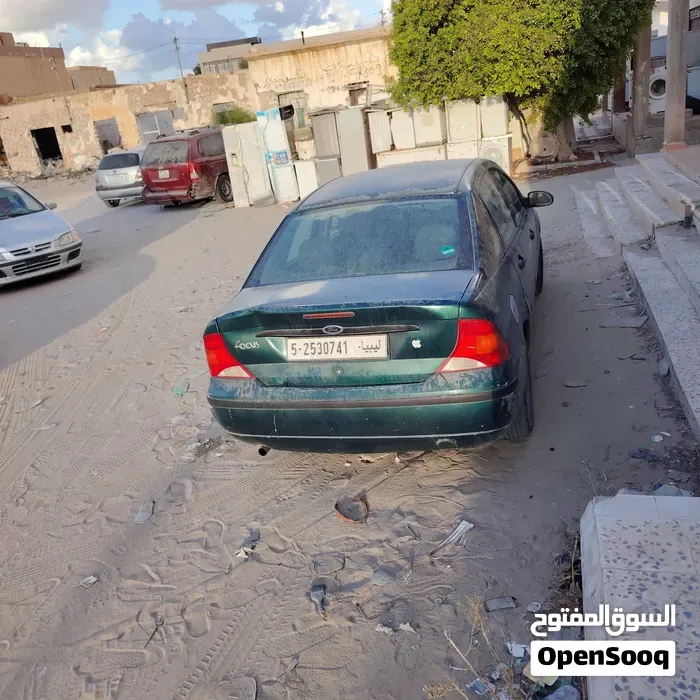Ford Focus 2000 photo 4