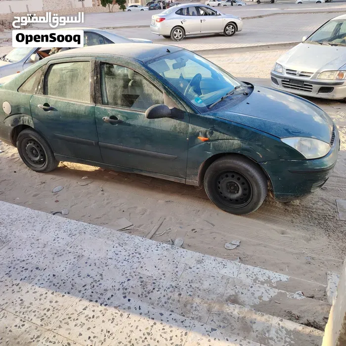 Ford Focus 2000 photo 3