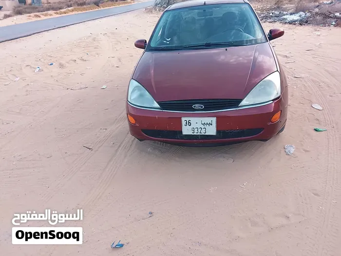 Ford Focus 2000 photo 5