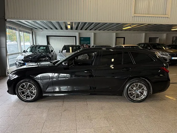 BMW 330E 2021 photo 5