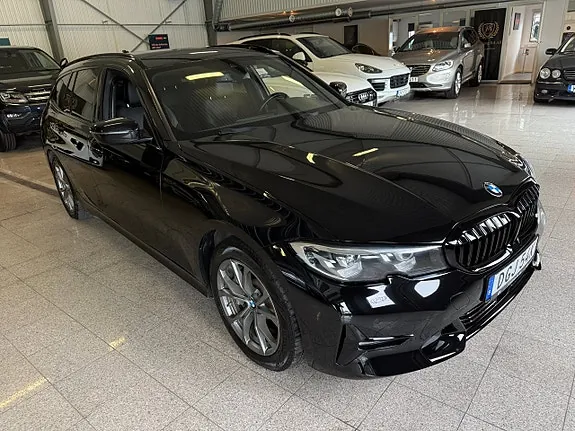 BMW 330E